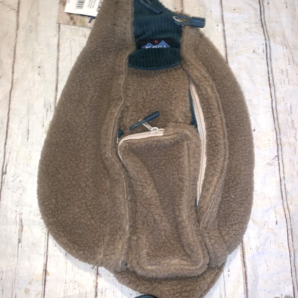 Kavu fleece sling rope backpack tan/brown new! - Picture 4 of 5